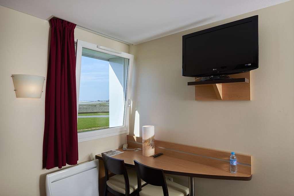 Best Western Cote Des Sables Plouescat Habitación foto
